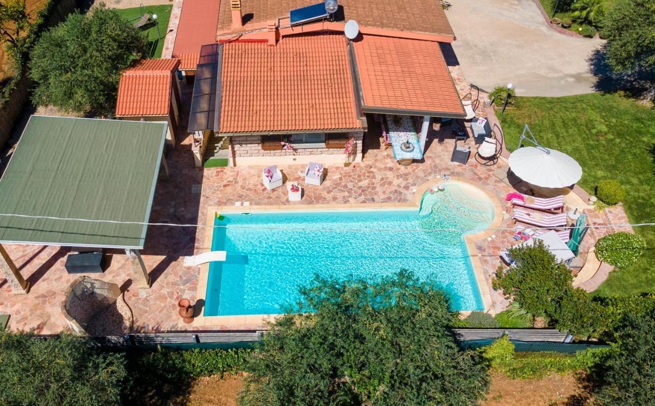 Villa Sunflower อาลเกโร ภายนอก รูปภาพ