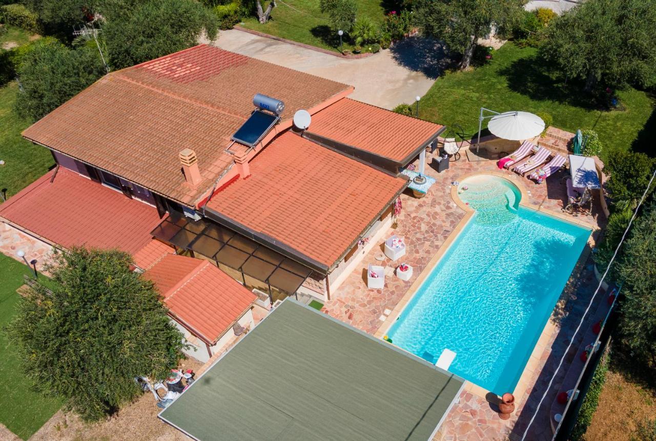 Villa Sunflower อาลเกโร ภายนอก รูปภาพ